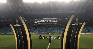 Libertadores: Grêmio e Palmeiras abrem disputa das quartas de final na Arena Libertadores: Grêmio e Palmeiras abrem disputa das quartas de final na Arena