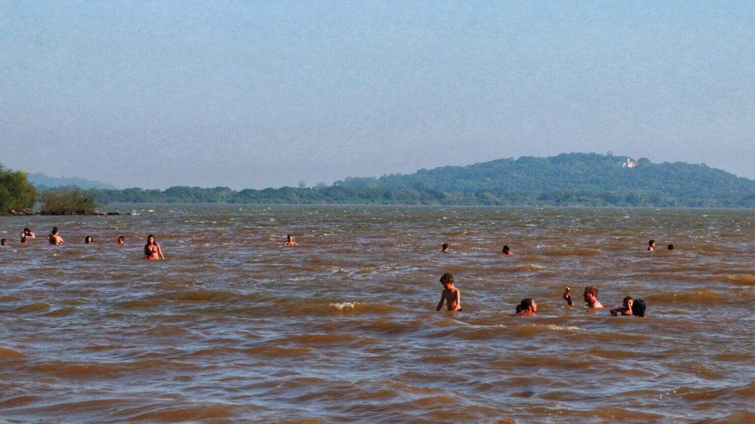 Relatório de balneabilidade indica praias de Belém Novo e Lami liberadas  para o banho em Porto Alegre - TV Pampa