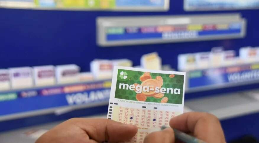 Mega-Sena: ninguém acerta as dezenas e prêmio acumula para R$ 42 milhões