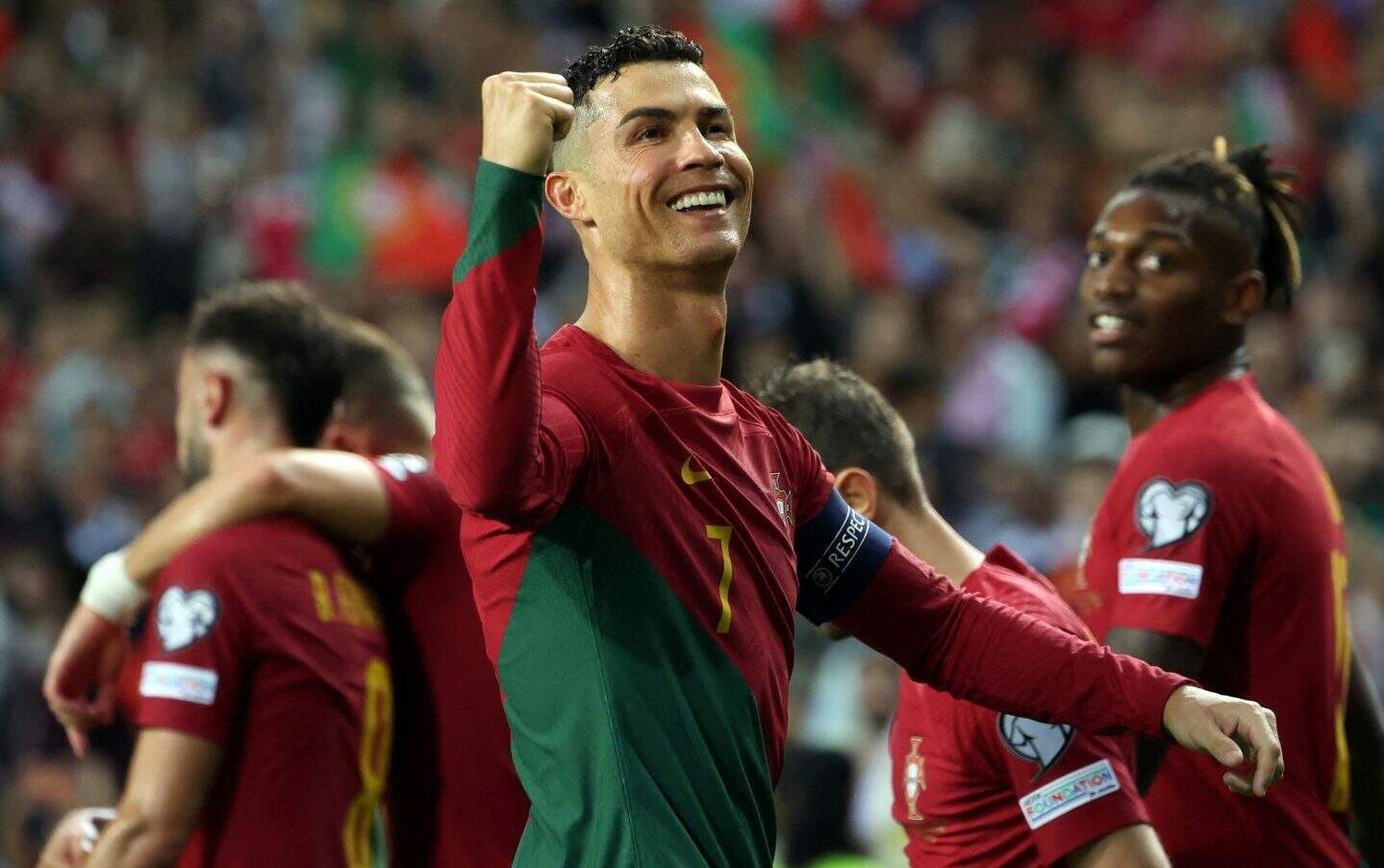 Cristiano Ronaldo marca três vezes e dá empate a Portugal contra