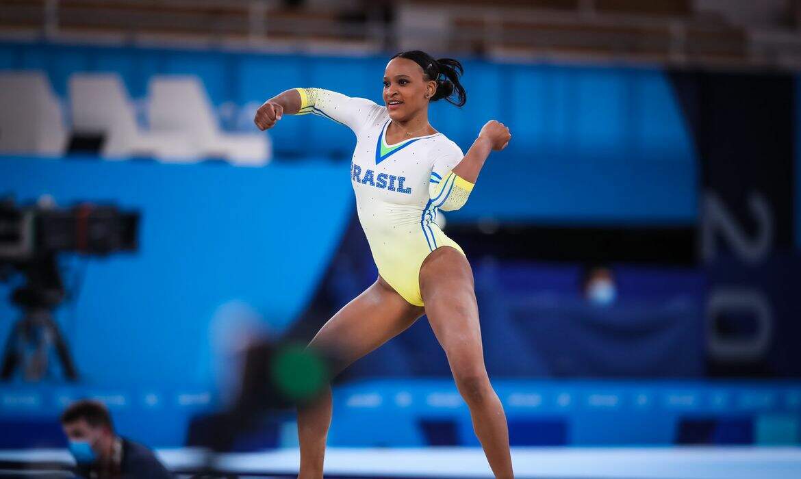 Rebeca Andrade é prata no individual geral do mundial de ginástica artística