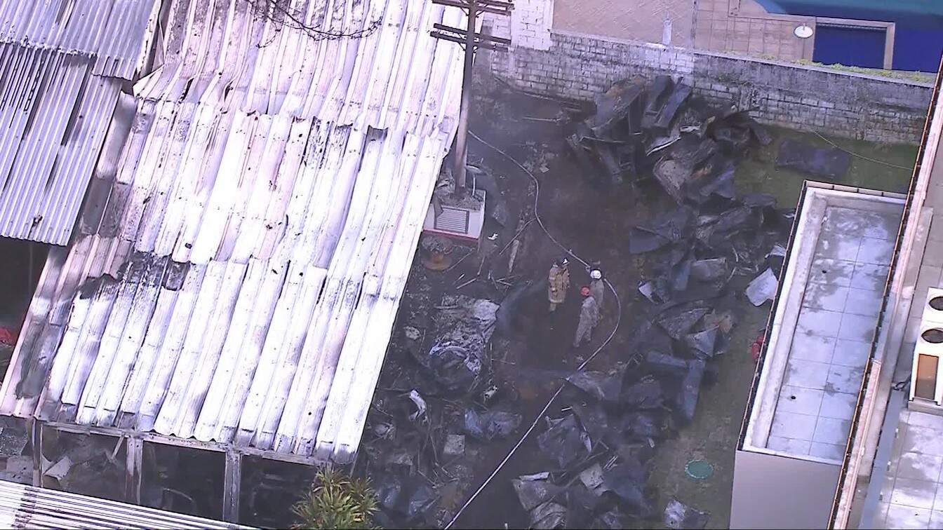 Ainda não foram identificadas as causas do incêndio. (Foto: Reprodução TV)