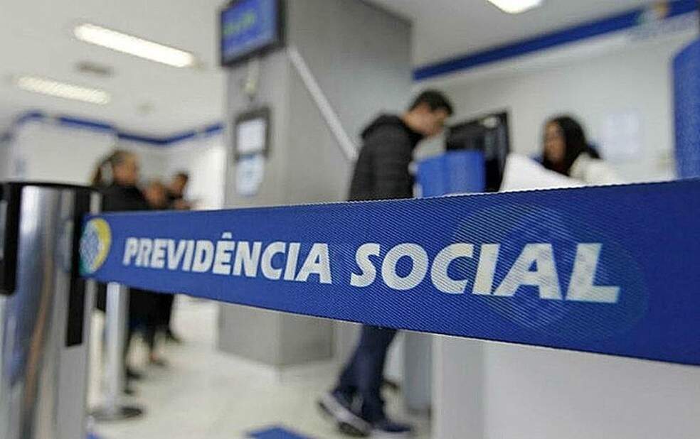 Fila do INSS cai ao menor patamar em dois anos